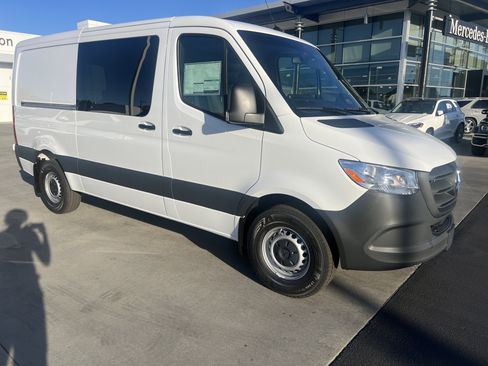 New 2026 Mercedes-Benz Sprinter 2500 image 2