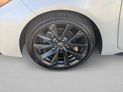 Used 2024 Toyota Corolla SE image 21