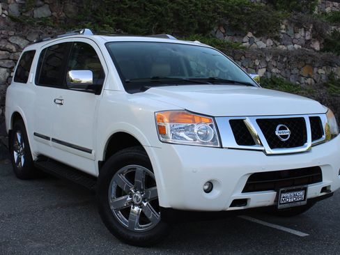 Used 2014 Nissan Armada Platinum image 4