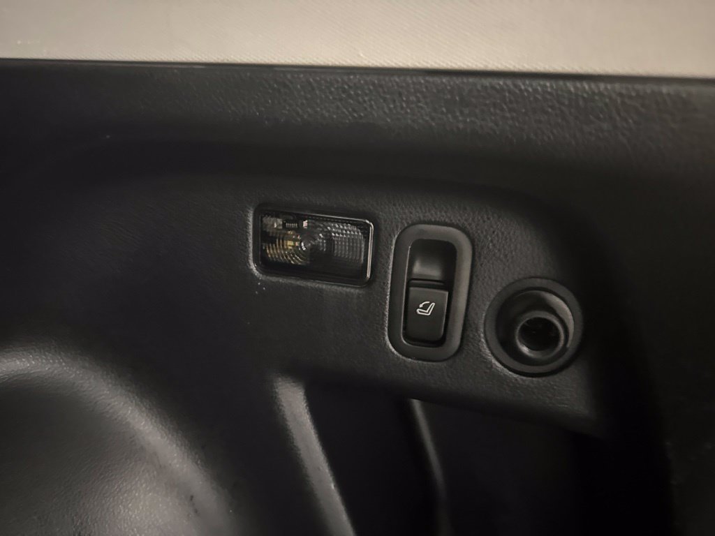 Used 2018 Subaru Forester 2.5i Touring w/ Popular Package #2 AWD/4WD image 20