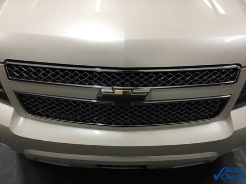 Used 2011 Chevrolet Avalanche LTZ image 30