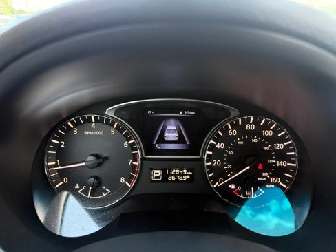 Used 2015 Nissan Altima 2.5 SV w/ Convenience Package FWD image 17