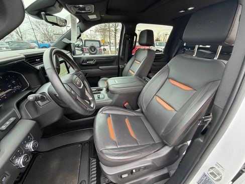 Used 2024 GMC Sierra 2500 AT4 w/ AT4 Premium Plus Package image 25