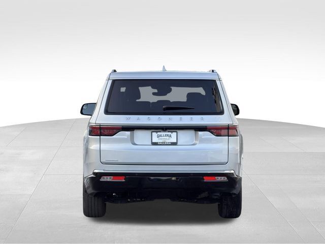 Used 2023 Jeep Wagoneer 4WD image 6