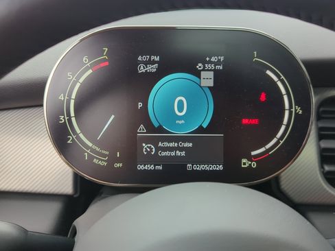 Used 2024 MINI Cooper 2-Door Hardtop image 22