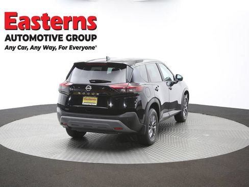 Used 2023 Nissan Rogue S AWD/4WD image 39