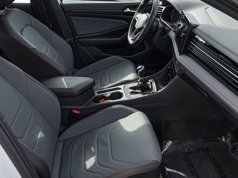 Certified 2025 Volkswagen Jetta GLI Autobahn FWD image 32