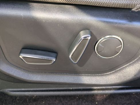 Used 2017 Ford F150 XLT w/ Equipment Group 302A Luxury image 17