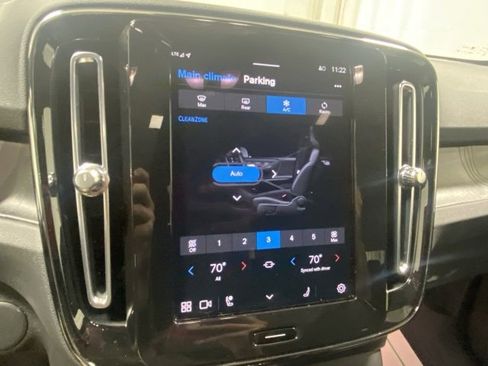 Used 2023 Volvo C40 P8 Recharge Ultimate w/ Protection Package Premier image 23