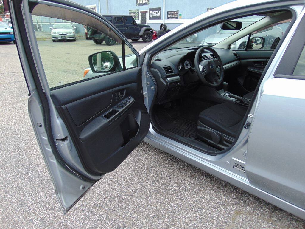 Used 2014 Subaru Impreza 2.0i w/ Popular Package #1 AWD/4WD image 11