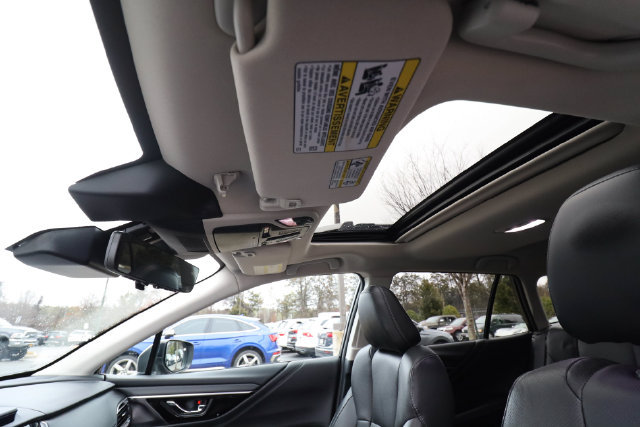 Used 2023 Subaru Outback Touring XT AWD/4WD image 31