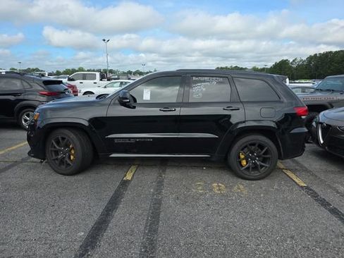 Used 2018 Jeep Grand Cherokee Trackhawk AWD/4WD image 6
