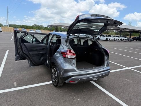 Used 2023 Nissan Kicks S FWD image 26
