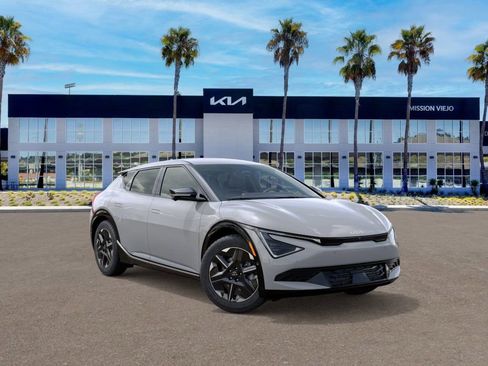 New 2025 Kia EV6 Wind image 8