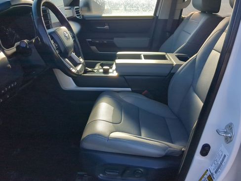 Used 2023 Toyota Tundra Limited image 15