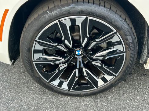 Used 2026 BMW X3 xDrive30i w/ M Sport Package AWD/4WD image 9