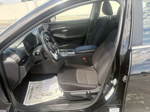 Used 2025 Nissan Sentra SV FWD image 19