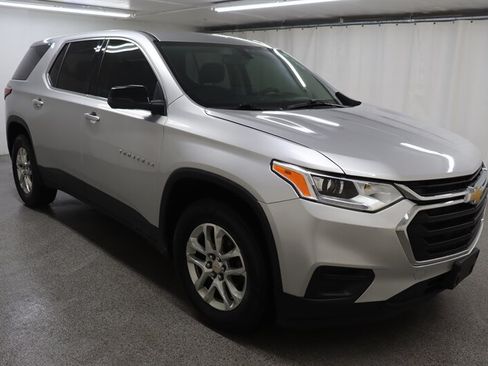 Used 2021 Chevrolet Traverse LS w/ LPO, Floor Liner Package AWD/4WD image 1
