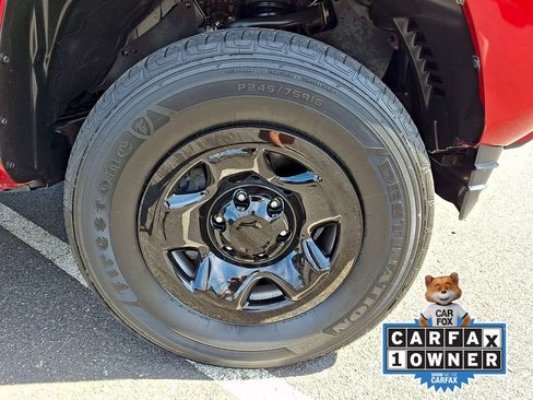 Used 2023 Toyota Tacoma SR AWD/4WD image 11
