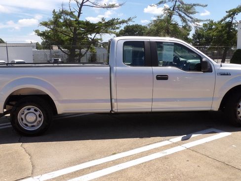 Used 2018 Ford F150 XL w/ XL Power Equipment Group RWD image 2