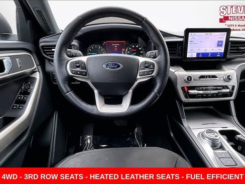 Used 2022 Ford Explorer XLT image 8
