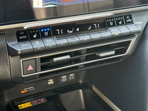 Used 2026 Toyota Camry XSE w/ Premium Package FWD image 25