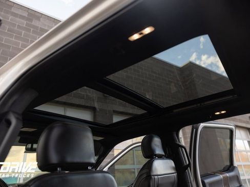 Used 2017 Ford F450 Platinum w/ Platinum Ultimate Package image 23