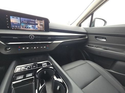 Used 2025 Nissan Murano SV image 26