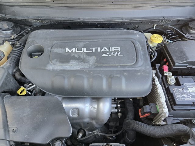 Certified 2016 Jeep Cherokee Latitude FWD image 39