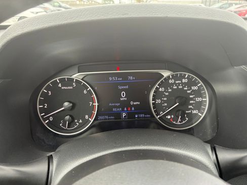 Used 2025 Nissan Altima 2.5 SV FWD image 38