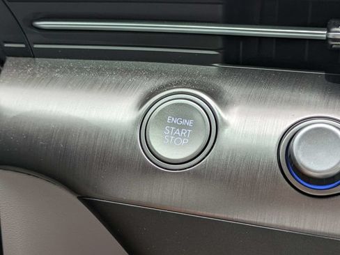 Certified 2025 Hyundai Kona SEL FWD image 27