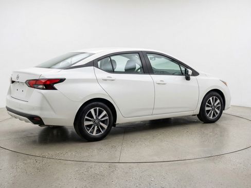 Used 2025 Nissan Versa SV FWD image 9