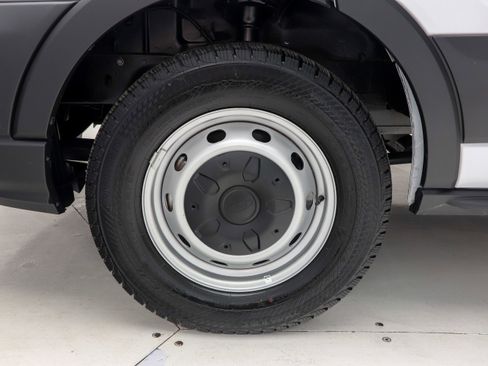 Used 2024 Ford Transit 250 148 Medium Roof RWD image 26