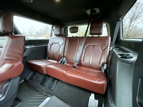 Used 2024 Ford Expedition Max Limited image 22