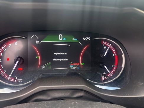 Used 2023 Toyota RAV4 XLE Premium image 11