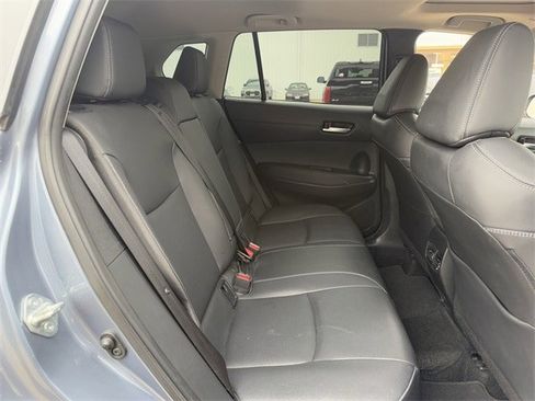 Used 2023 Toyota Corolla Cross XLE image 33