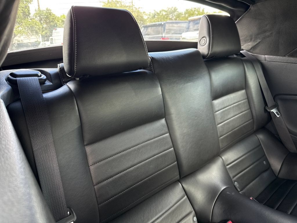 Used 2014 Ford Mustang Premium RWD image 24
