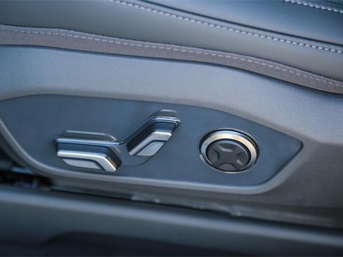 New 2026 Kia EV9 Wind image 23