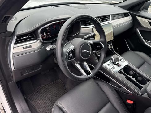 Used 2025 Jaguar F-PACE R-Dynamic S AWD/4WD image 18