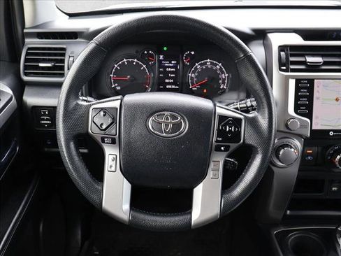Used 2020 Toyota 4Runner SR5 Premium w/ Moonroof Package AWD/4WD image 13