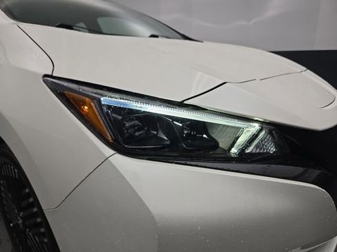 Used 2023 Nissan Leaf SV Plus image 13