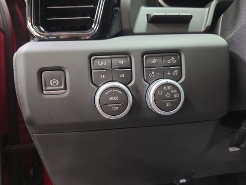 New 2026 GMC Sierra 2500 AT4 w/ AT4 Premium Plus Package image 24