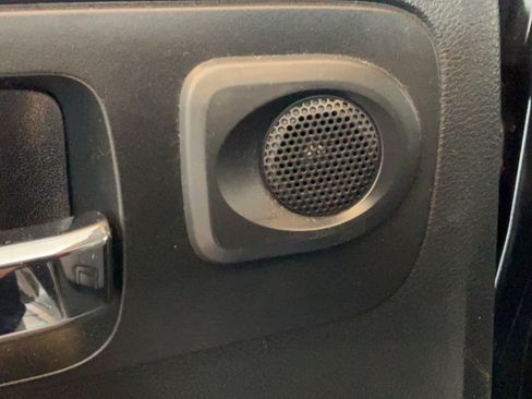 Used 2017 Toyota Tundra Platinum AWD/4WD image 29