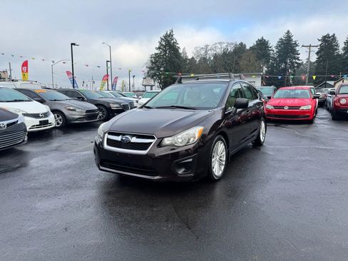 Used 2013 Subaru Impreza 2.0i image 1