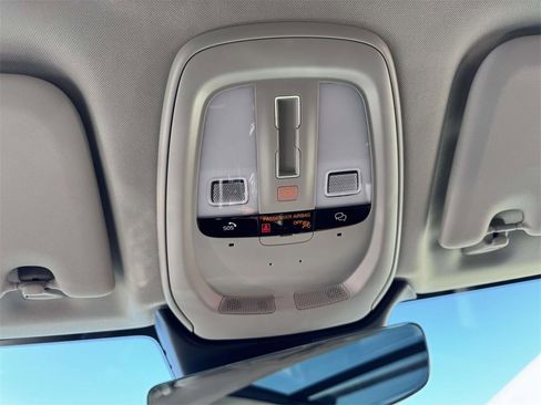 Certified 2023 Volvo XC60 B5 Plus image 30