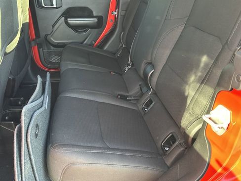 Certified 2020 Jeep Gladiator Sport w/ Quick Order Package 24S image 15