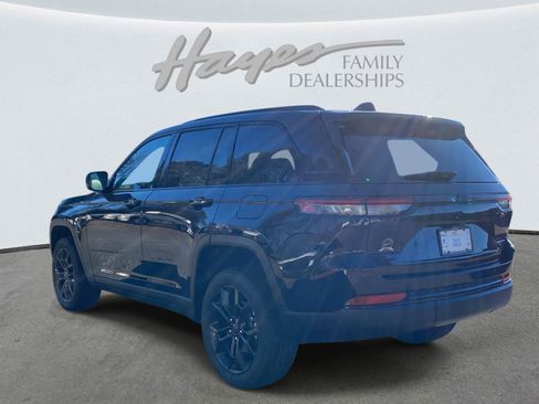 New 2025 Jeep Grand Cherokee Limited image 5