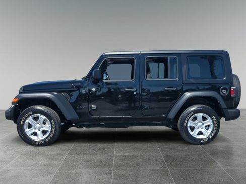 Used 2023 Jeep Wrangler Unlimited Sport AWD/4WD image 2