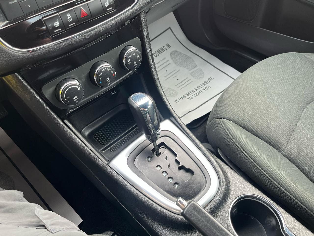 Used 2012 Chrysler 200 Touring w/ Cold Weather Group FWD image 18