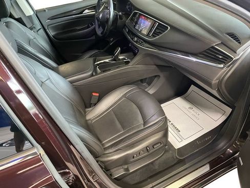 Used 2021 Buick Enclave Avenir w/ Avenir Technology Package AWD/4WD image 17